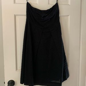 Strapless dress with pockets